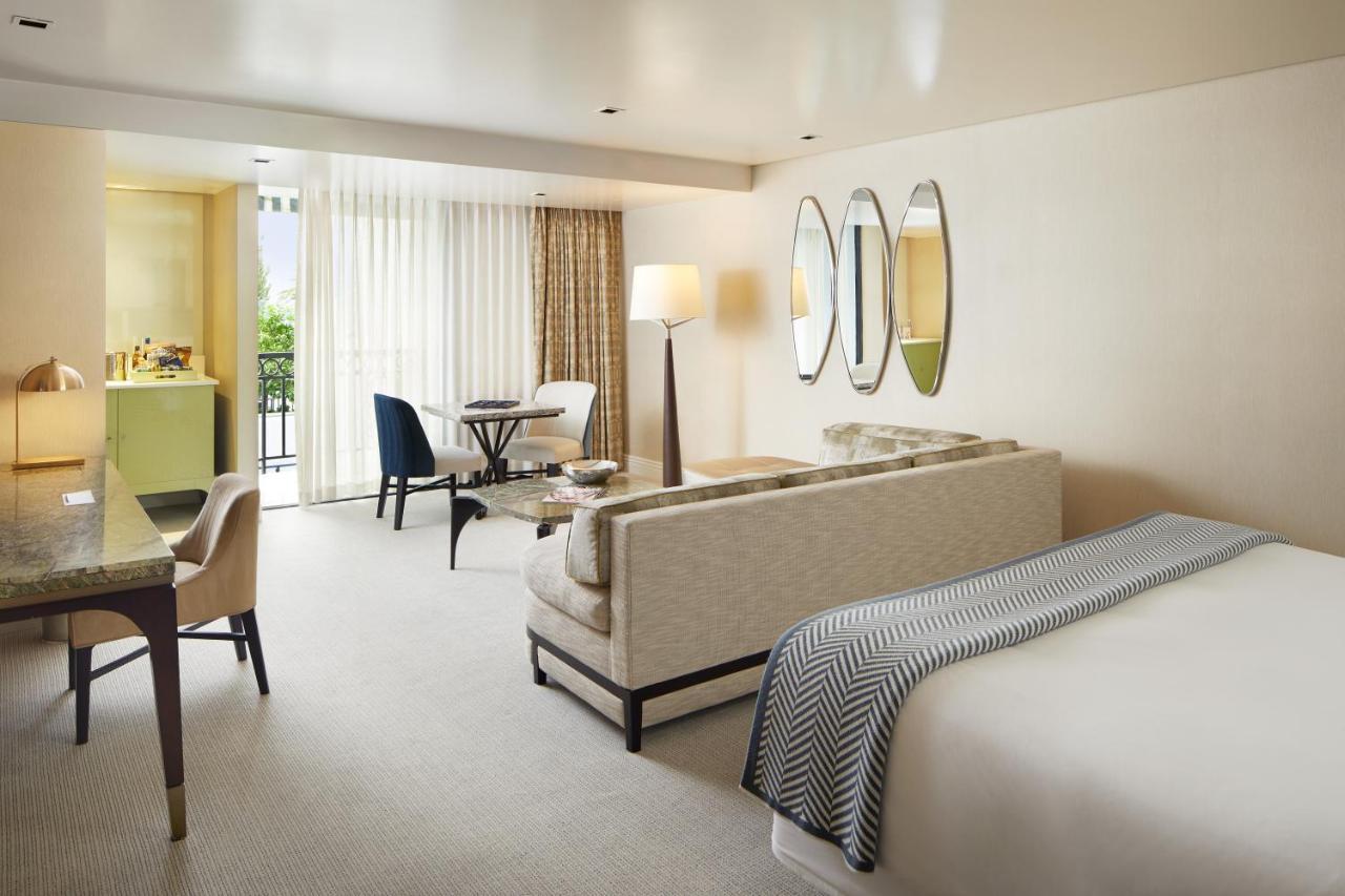 The London West Hollywood At Beverly Hills מראה חיצוני תמונה A suite at The Ivy Hotel