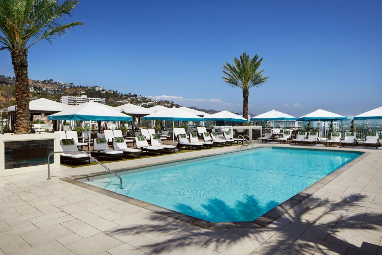The London West Hollywood At Beverly Hills מראה חיצוני תמונה The pool at the Beverly Hills Hotel