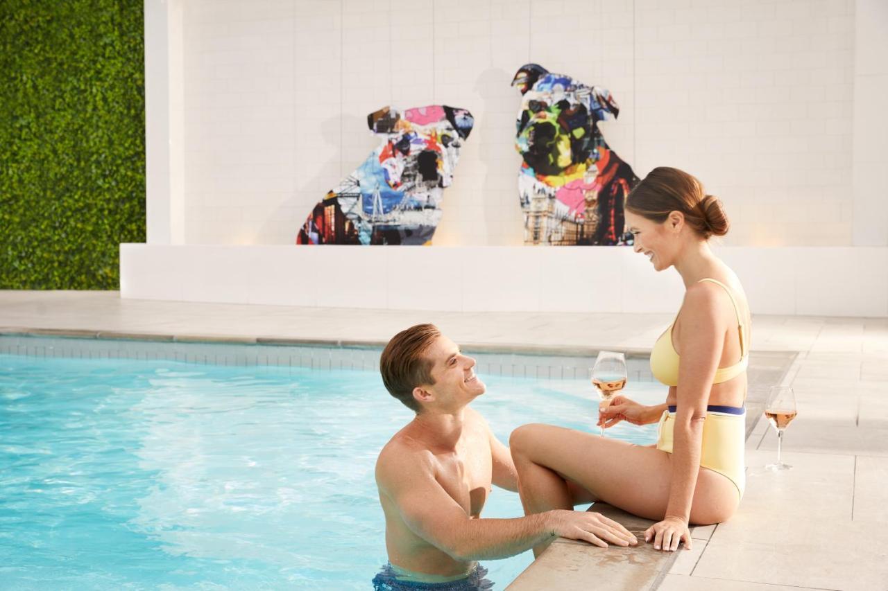 The London West Hollywood At Beverly Hills מראה חיצוני תמונה The pool at the W South Beach